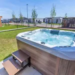 Apartman Boho W Jacuzzi, Grill & Garden *
